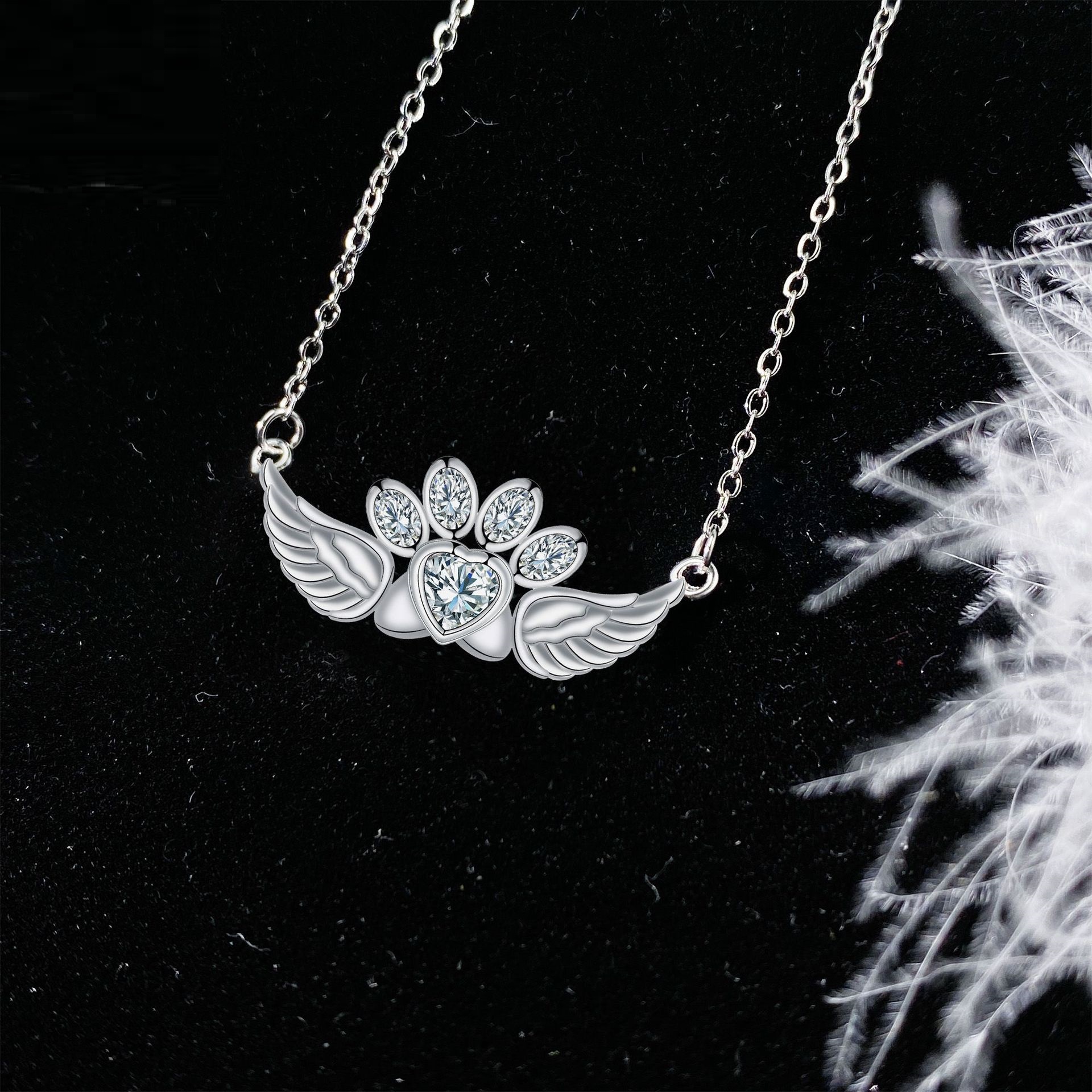 Fashion Personality Heart-shaped Pendant Ornaments Cute Dog's Paw All-match Women's Necklace - Image 4