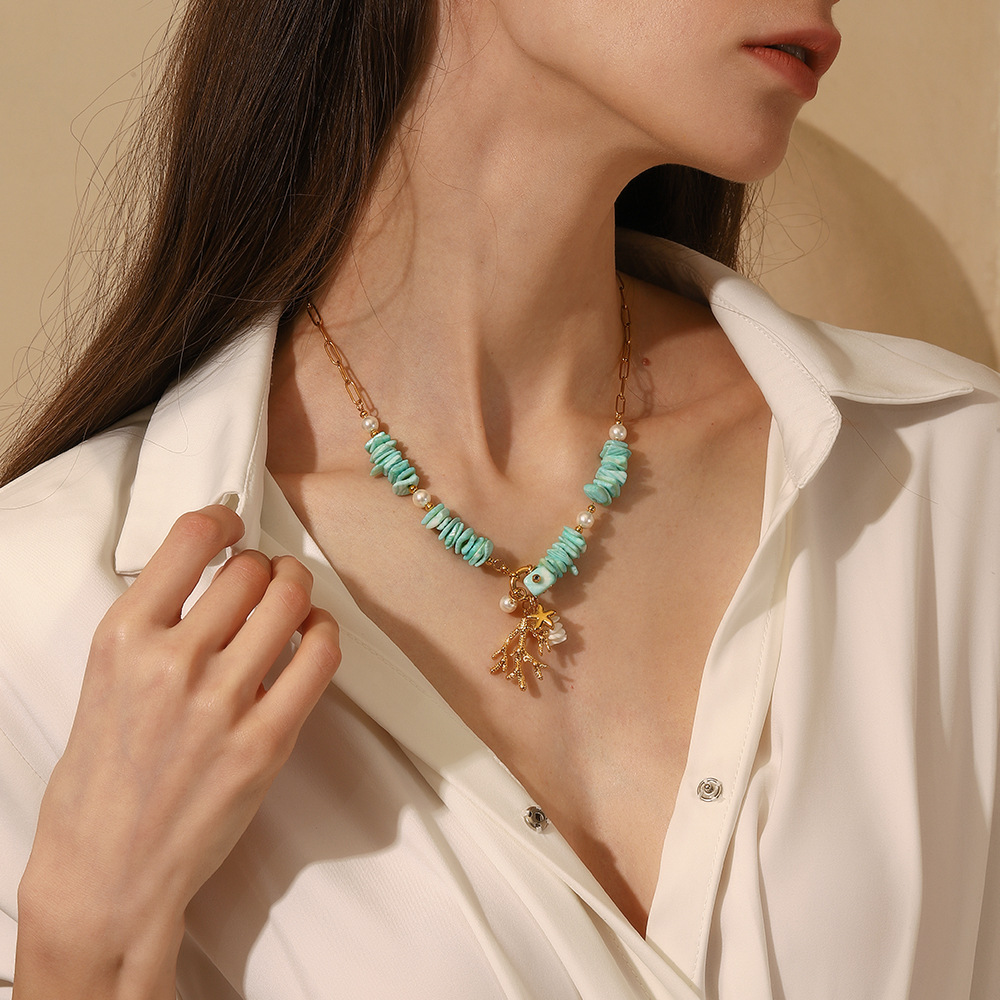 Women's Retro Versatile Natural Stone Pendant Paper Clip Necklace - Image 3