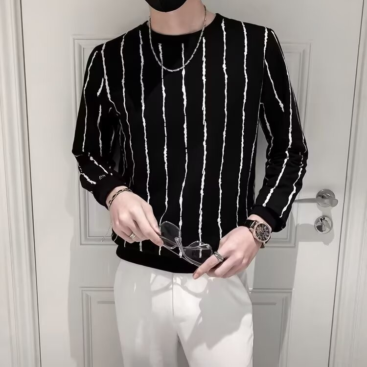 Niche Round Neck Slim-fit Striped Sweater For Men - Image 3